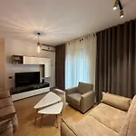 Cozy apartment near Artificial Lake