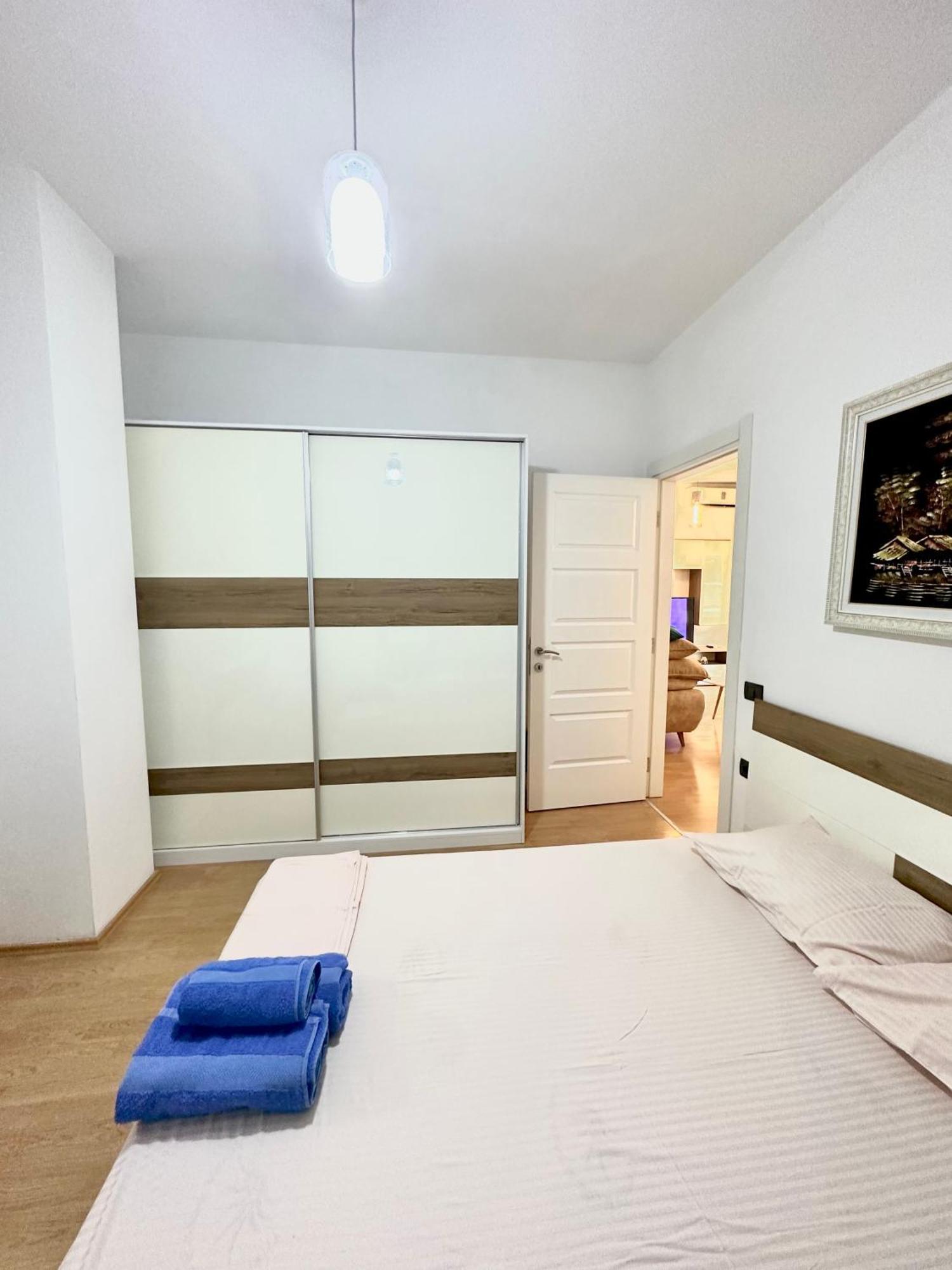 Apartament Cozy Near Artificial Tirana