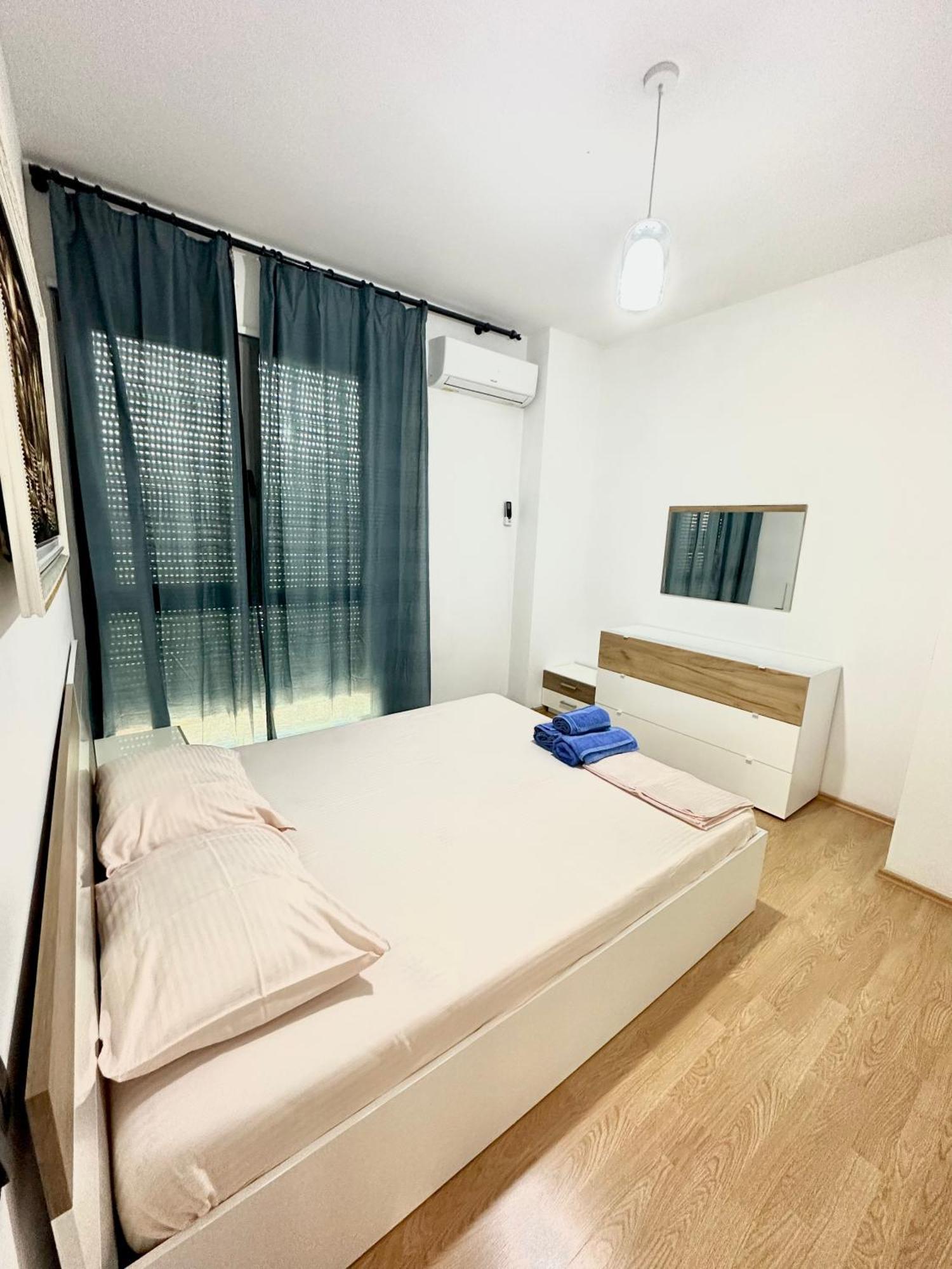 Cozy Near Artificial Tirana